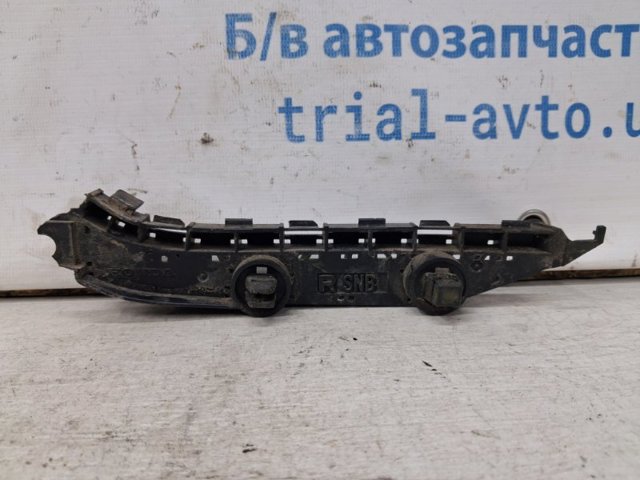 HONDA 71193SNB003 Кронштейн бампера переднего правый в наличии Украина