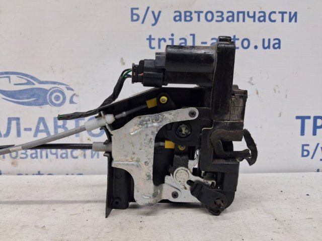 7132008003 SSANG YONG Замок двери задней правой купить в Львов