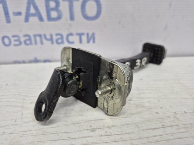 SSANG YONG 7136034001 в наличии Одесса