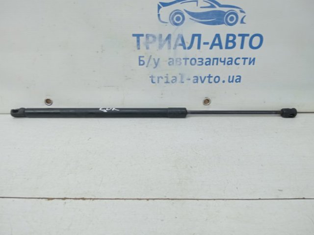 Амортизатор крышки багажника 7145034002 SSANG YONG