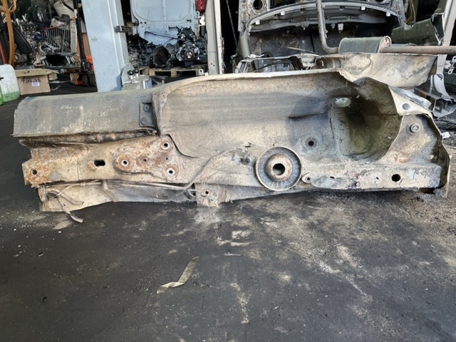 HYUNDAI 715031C0B0 Крыло заднее левое в наличии Украина