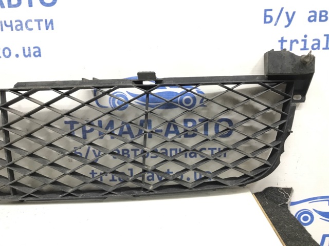 7172165J00 SUZUKI Решетка бампера купить в Ирпень
