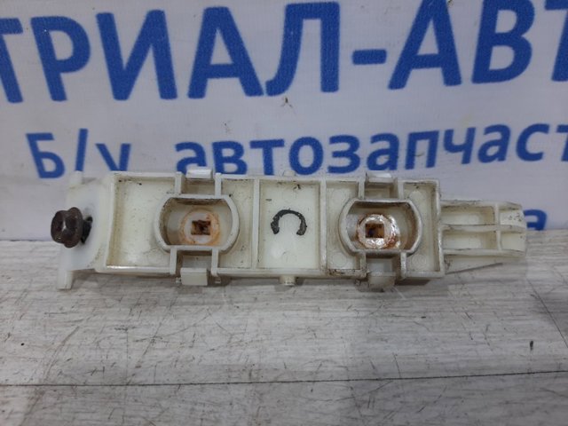 7173165J00 Кронштейн бампера переднего купить Львов