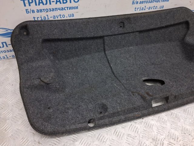 MITSUBISHI 7240A040 Обшивка (облицовка) крышки багажника (двери 3/5-й задней) в наличии Львов