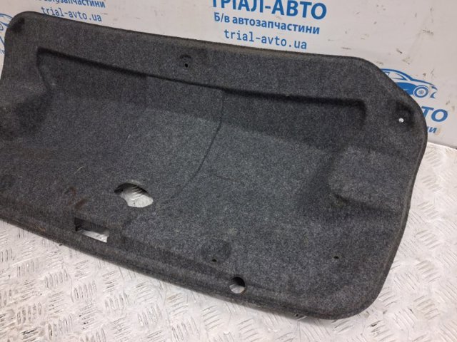 MITSUBISHI 7240A040 Обшивка (облицовка) крышки багажника (двери 3/5-й задней) в наличии Ужгород