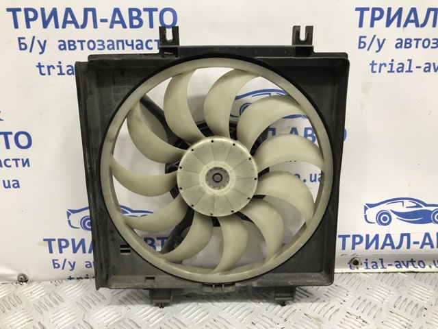 Диффузор радиатора охлаждения в сборе с мотором и крыльчаткой 73310SG000 SUBARU