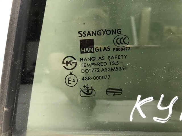 SSANG YONG 7338309010 Стекло-форточка двери задней правой в наличии Каменское
