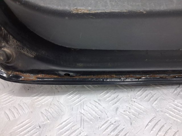 HYUNDAI 737002L230 Дверь задняя (багажная 3/5-я (ляда) в наличии Ровно