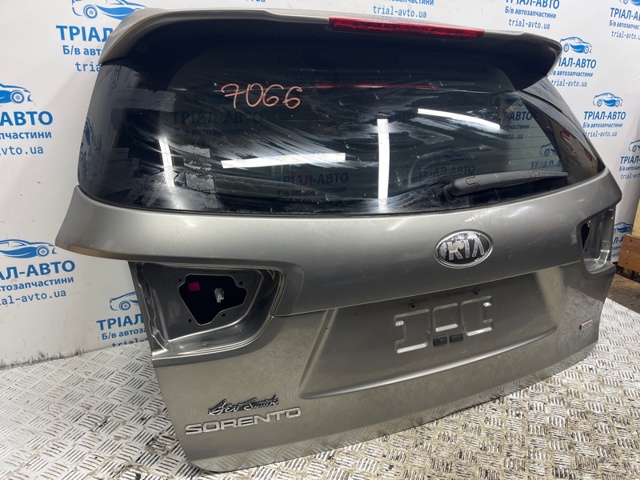 73700C6000 HYUNDAI Дверь задняя (багажная 3/5-я (ляда) купить в Ровно