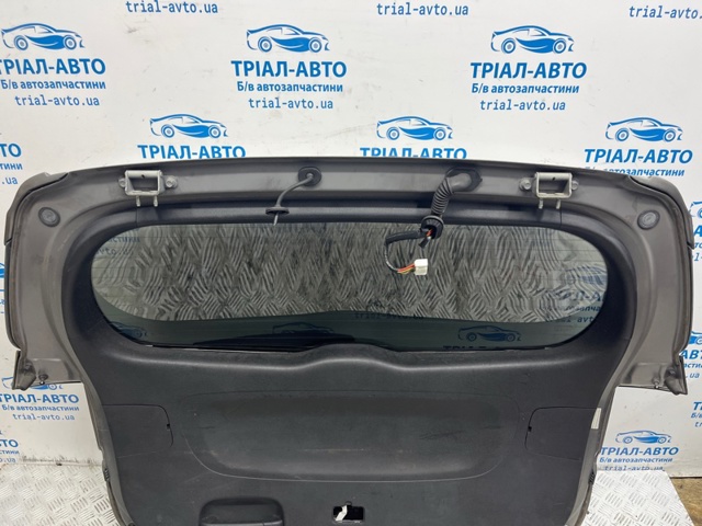 HYUNDAI 73700C6000 Дверь задняя (багажная 3/5-я (ляда) в наличии Киев