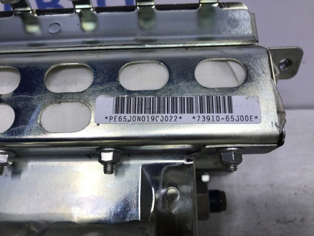SUZUKI 7391065J11ZCA Подушка безопасности (AIRBAG) пассажирская в наличии Днепр