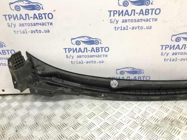 MITSUBISHI 7405A058 Водосток лобового стекла, жабо в наличии Черновцы