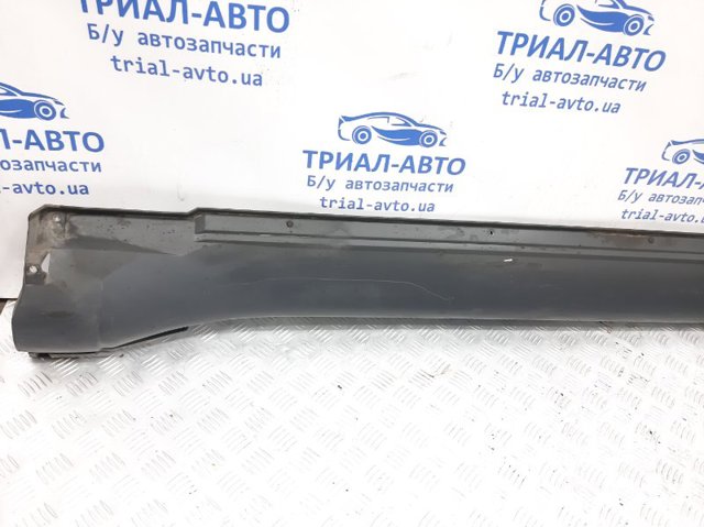 7405A090 MITSUBISHI Накладка (молдинг) порога наружная правая купить в Запорожье
