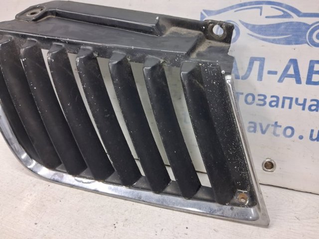 MITSUBISHI 7450A187 Решетка радиатора левая в наличии Тернополь
