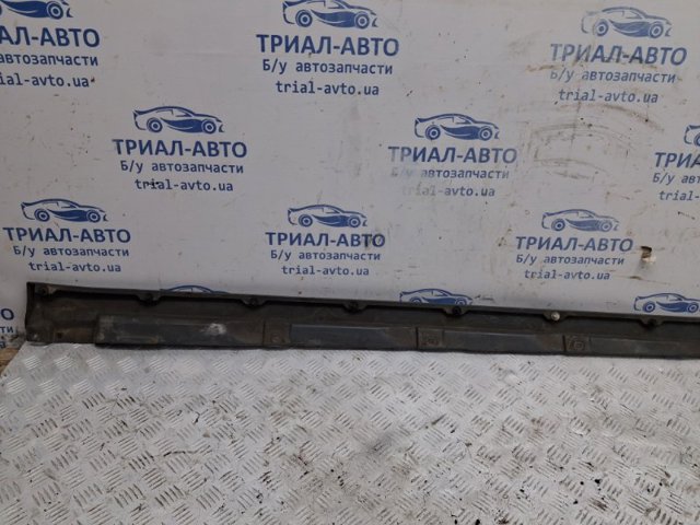 7585133050 Накладка (молдинг) порога наружная правая купить Чернигов
