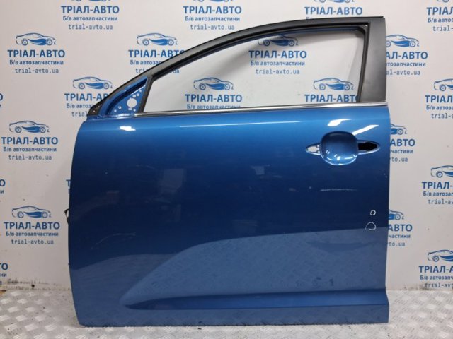 Передняя левая дверь 760033W000 HYUNDAI