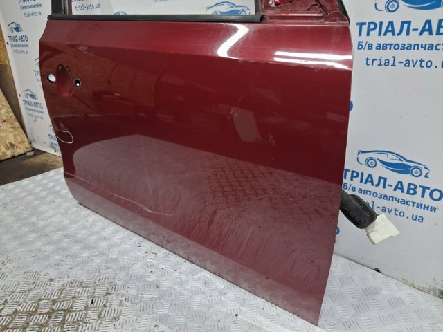 Пассажирская передняя дверь 760042L210 HYUNDAI