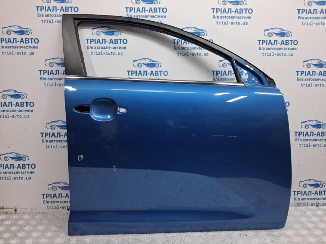 Пассажирская передняя дверь 760043W000 HYUNDAI