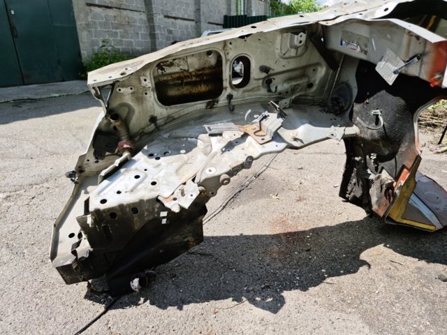 NISSAN 76214EB330 Стойка кузова передняя правая в наличии Кривой Рог