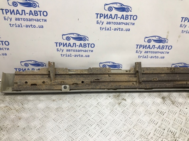 7656A043HA Накладка подножки купить Житомир