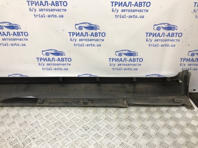 768504GA0H Накладка (молдинг) порога наружная правая купить Одесса