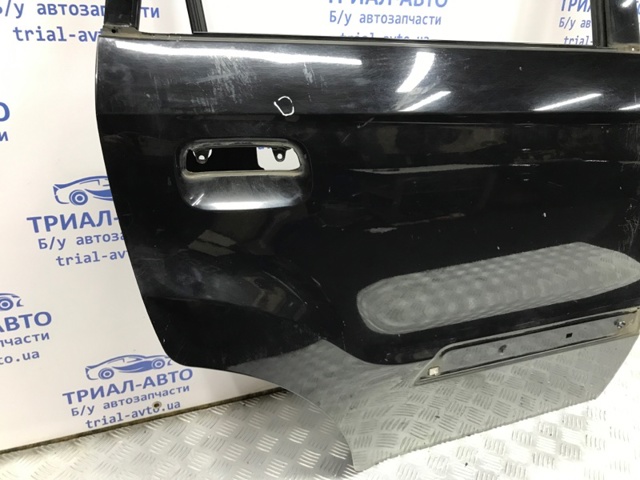 HYUNDAI 770042K010 Дверь задняя правая в наличии Украина