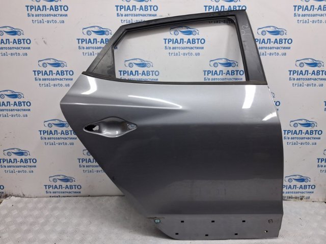 Дверь задняя, правая 770042Y000 HYUNDAI