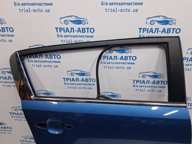 770043W000 Дверь задняя правая купить Украина