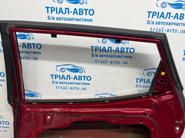 HYUNDAI 770044Z010 Дверь задняя правая в наличии Ужгород