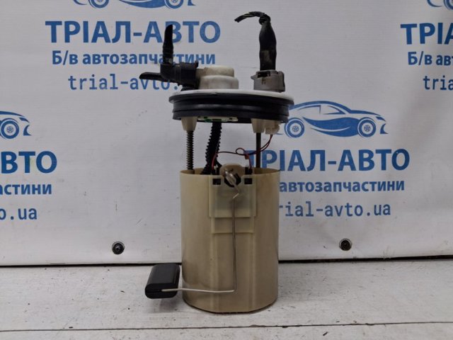 Модуль топливного насоса 7701002040 TOYOTA