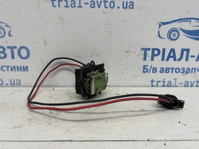 Выходной каскад вентилятора печки Рено Трафик II