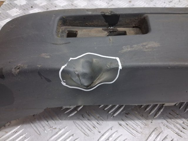 Бампер задний, центральная часть 7701066121 RENAULT