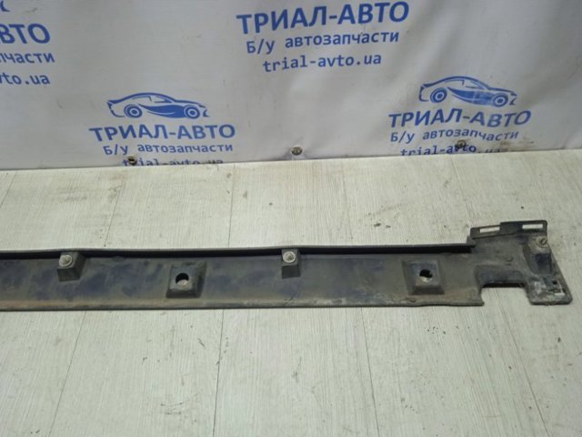 7756065J00 SUZUKI Накладка (молдинг) порога наружная правая купить в Черновцы