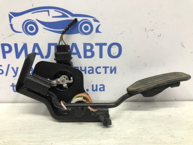 Педали газа 7801013011 TOYOTA