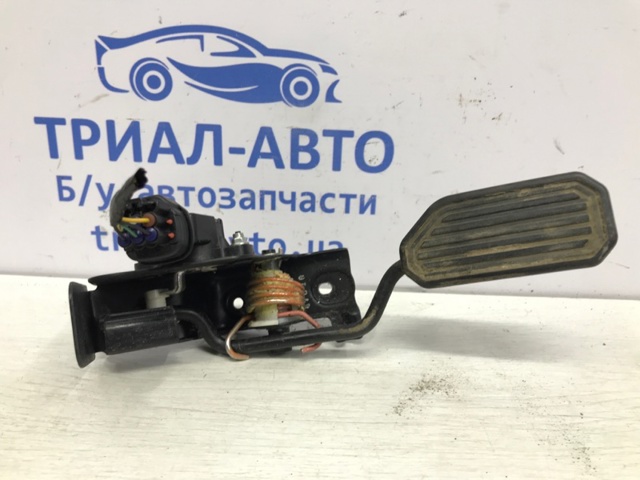 7801013011 TOYOTA Педаль газа (акселератора) купить в Киев