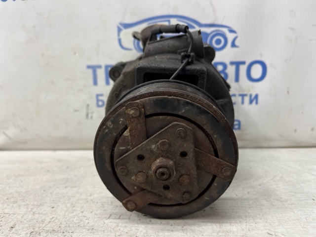 Компрессор климатической установки 7813A402 MITSUBISHI