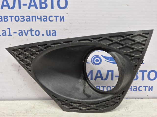 Оправа туманки 7871334300 SSANG YONG