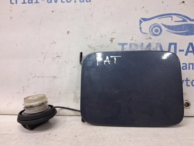 Лючок топливного бака 78830EB330 NISSAN