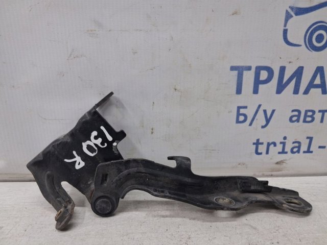 Правая петля капота  791202L000 HYUNDAI