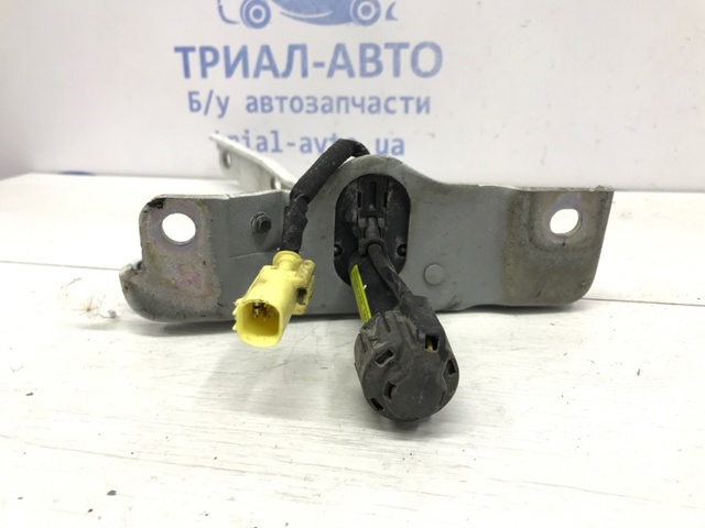79120D7000 Петля капота правая купить Винница