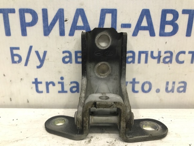 HYUNDAI 793202B010 Петля двери передней правой в наличии Хмельницкий