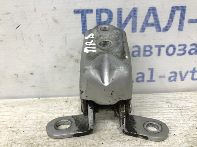 Петля передней двери, правой 793202E000 HYUNDAI