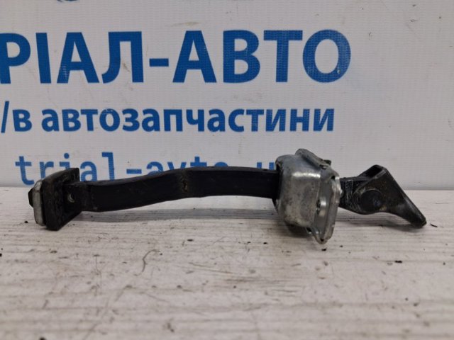 Ограничитель открывания двери, передний левый 793802B000 HYUNDAI