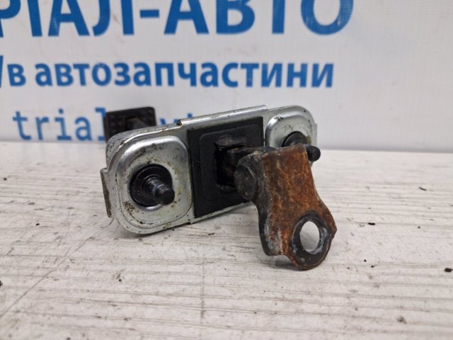 HYUNDAI 79380A6000 Ограничитель открывания двери передний левый в наличии Украина