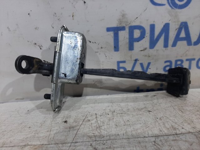 793902Y000 Ограничитель открывания двери передний правый купить Львов