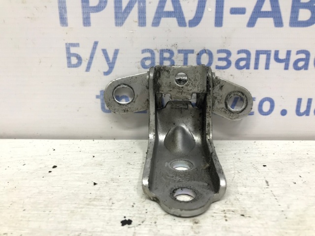 Петля задней двери, левой 794103K000 HYUNDAI