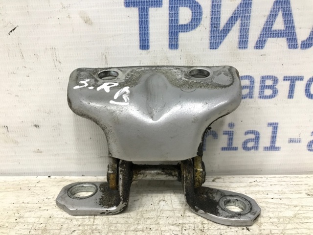 Петля задней двери, правой 794202D000 HYUNDAI