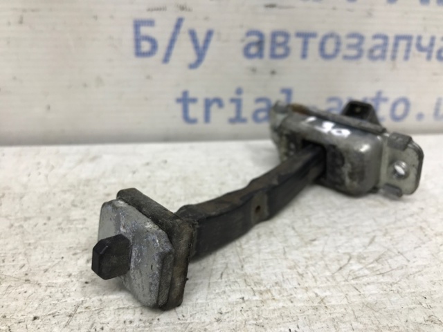 794802L000 Ограничитель открывания двери задний купить Черновцы