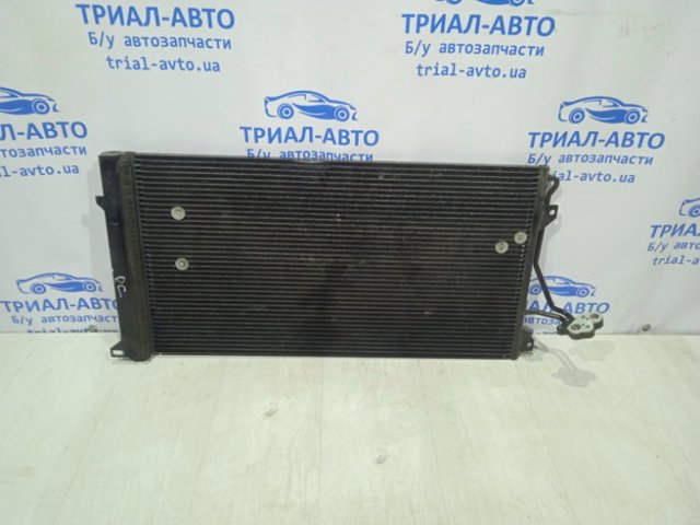 Конденсатор системы охлаждения 7L0820411G PORSCHE