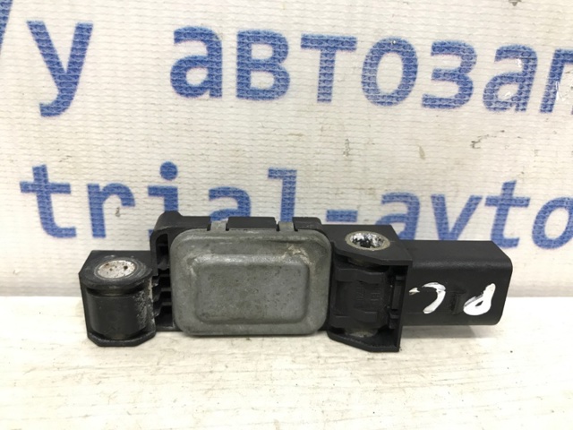 Датчик Айрбег передний 7L0909606A PORSCHE